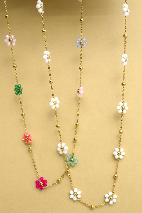 JOSSLYN by wall to wall - Daisy Beaded Flower Necklace
