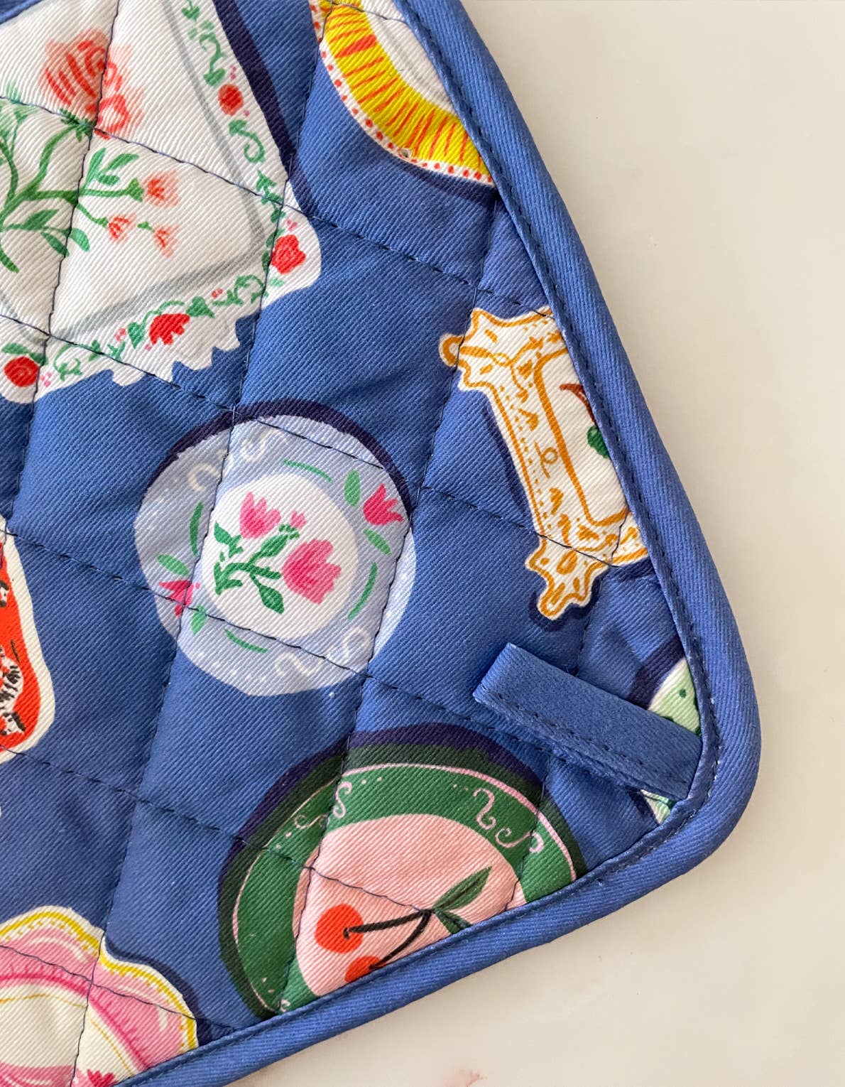 Dinner Plates Cotton Oven Mitt + Pot Holder Set by Idlewild Co.