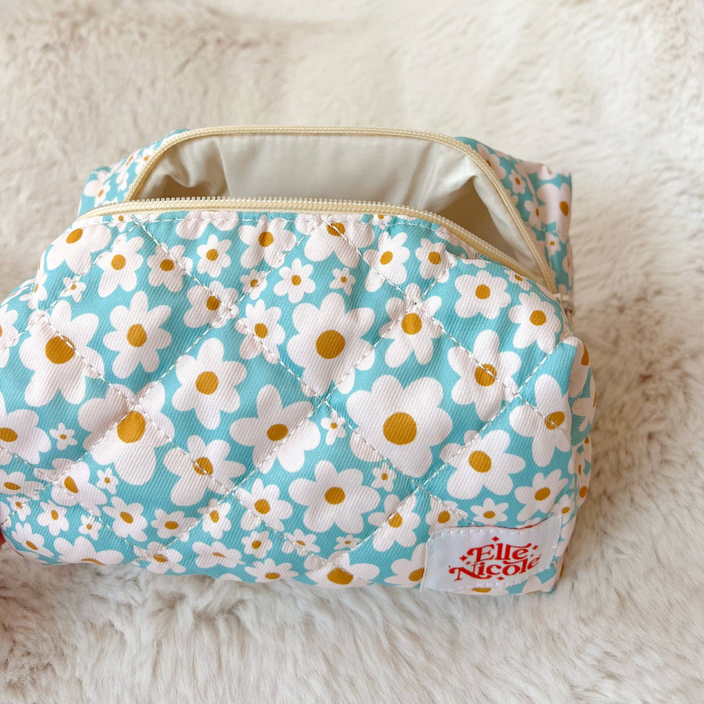 Elle Nicole - Quilted Cosmetic / Pencil Bag - Blue Daisy