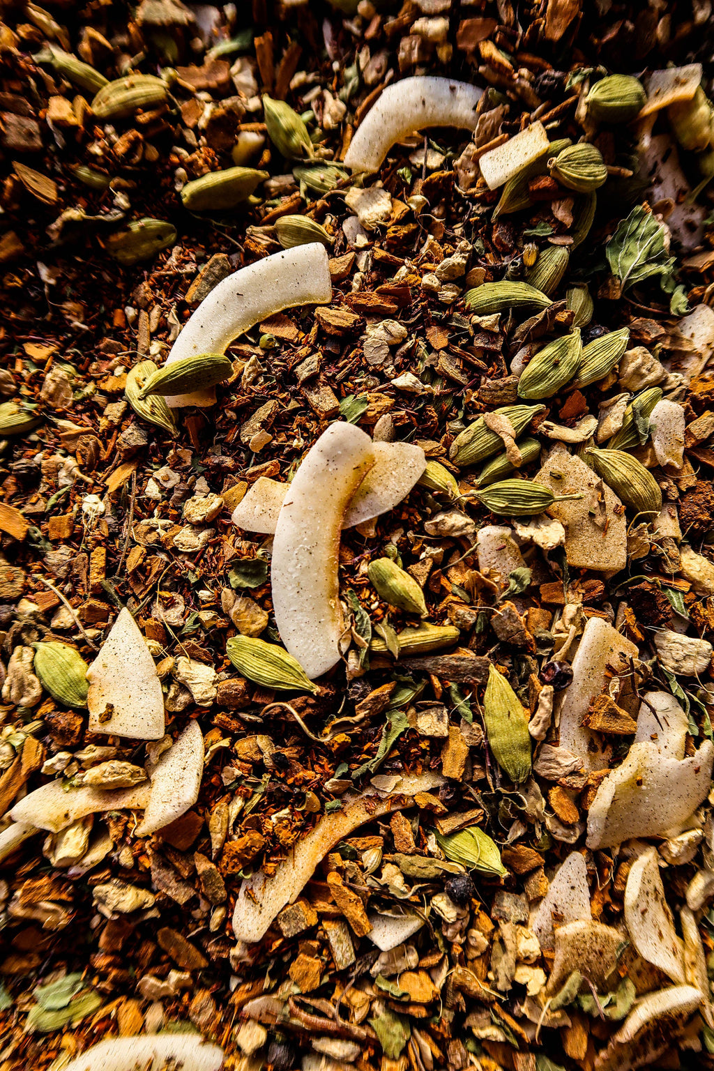 Lake & Oak Tea Co. - Spiced Coconut Chai - Superfood Tea Blend - Pyramid Tea Bags